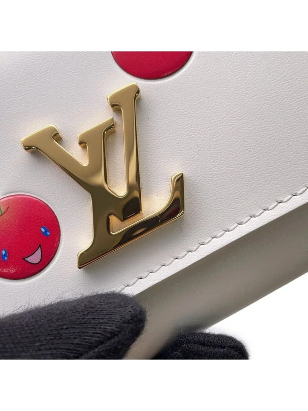 Louis Vuitton this authentic